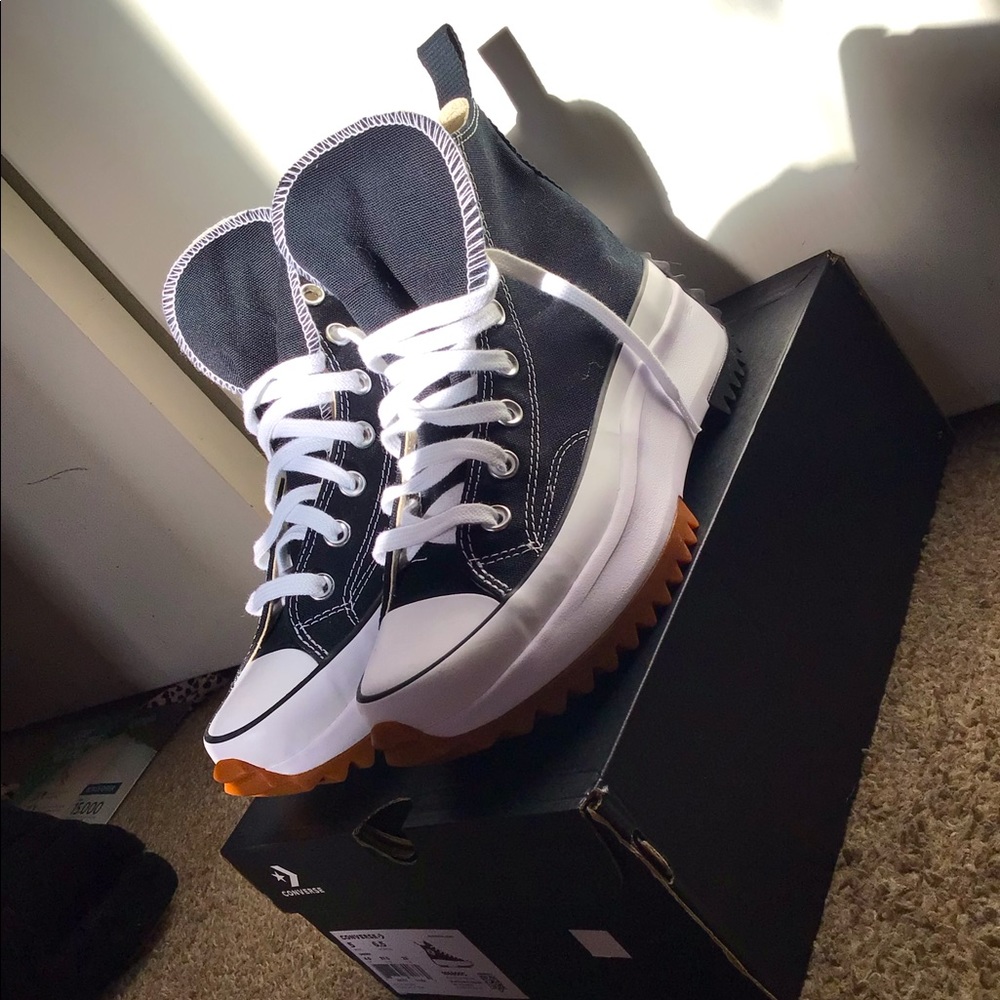 Brand New Converse Run Star Hike Platform size 6.5